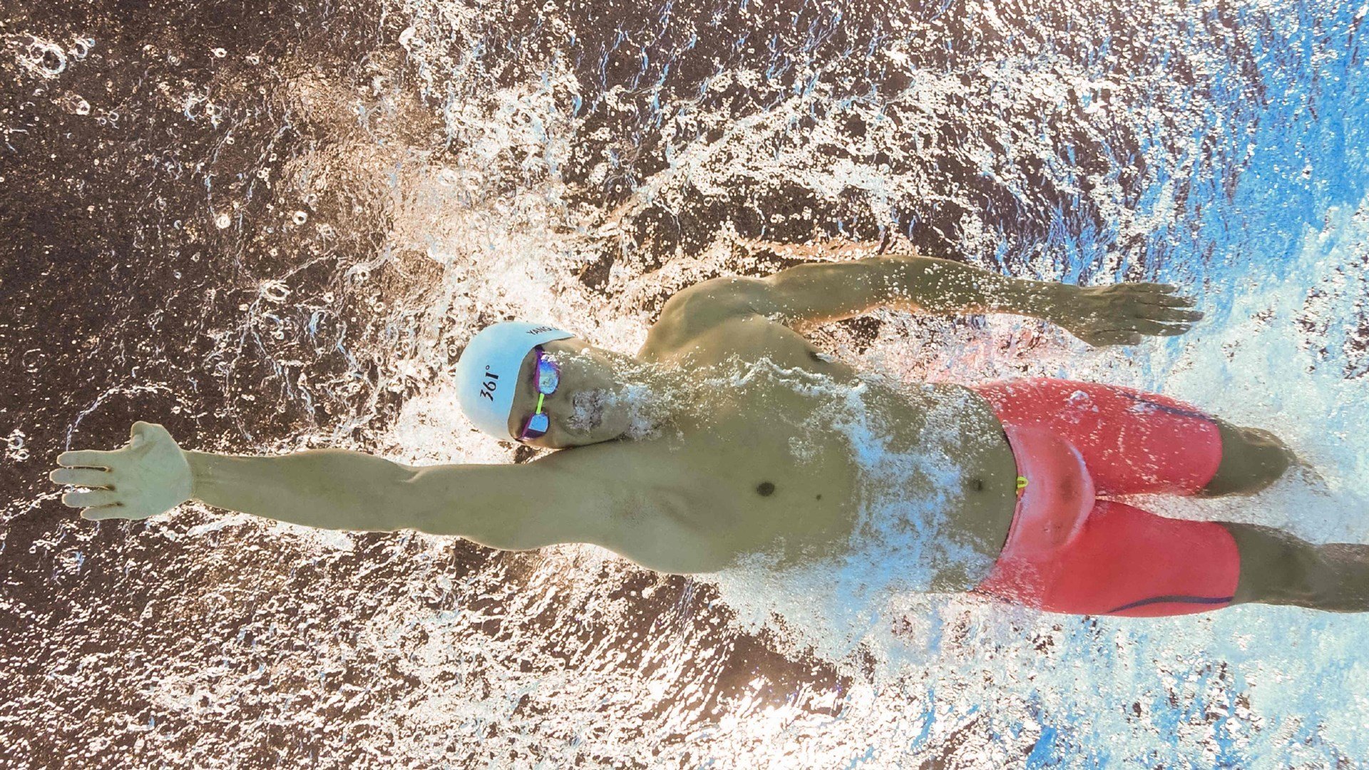 赛道新秩序,皮亚斯特里刷新纪录,索伯车队碾压红牛二队