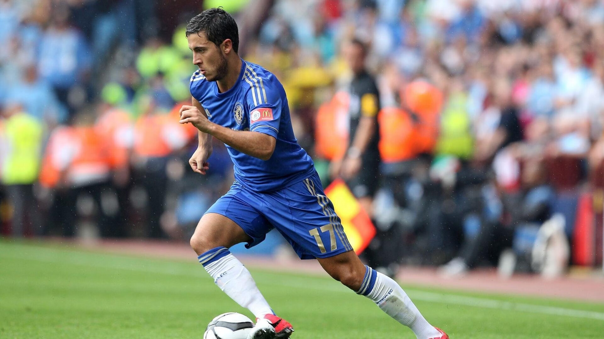 当枪手淘汰雄狮,戈麦斯在欧冠决赛的宿命交响